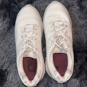 Brooks Addiction Walker 2 Women’s 10